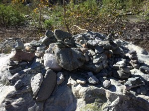 Someone left a trail marker, but it was a bit too confusing. Or maybe it was a rock city.